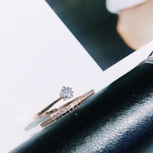 NEW 18K Rose Gold Diamond Star Adjustable Ring - Picture 5 of 11